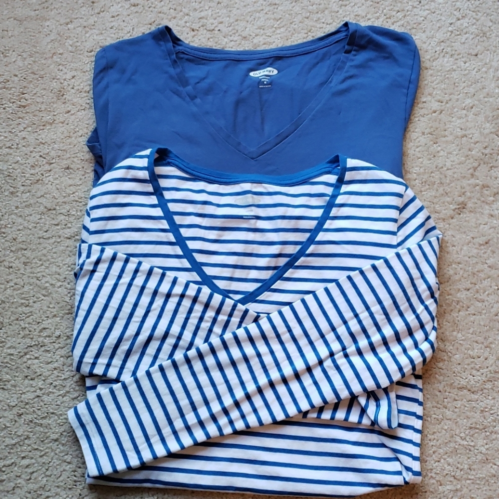 Old Navy fitted long-sleeved maternity tees